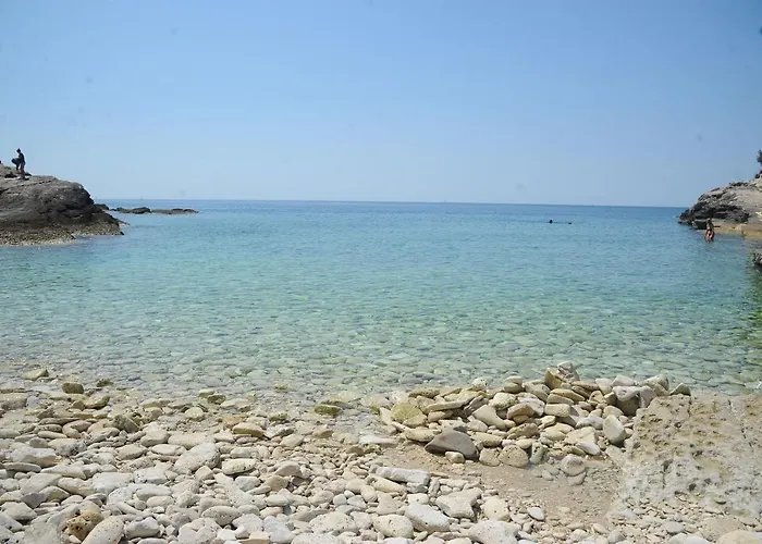 アパート Zepina プーラ